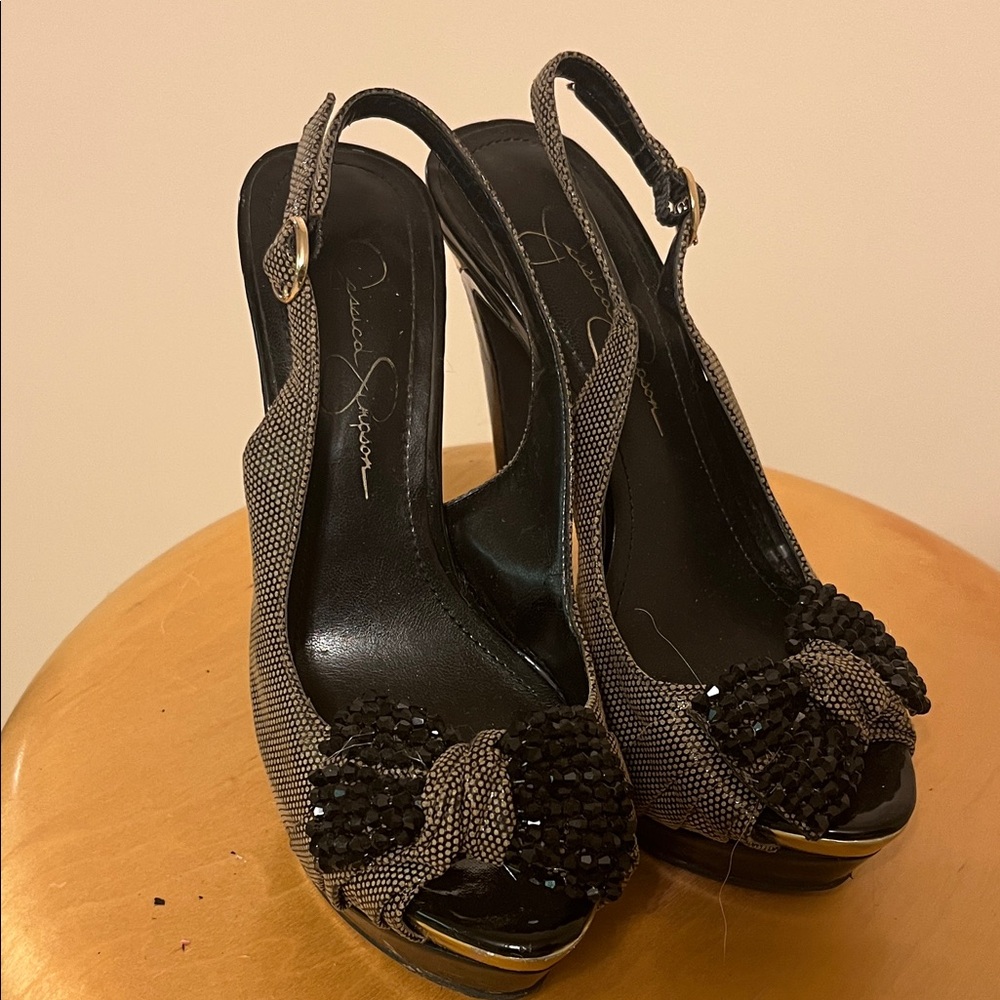 Jessica Simpson Black and Gray Slingback Heels